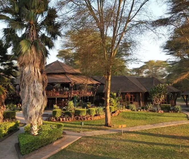هتل Ol Tukai Lodge Amboseli
