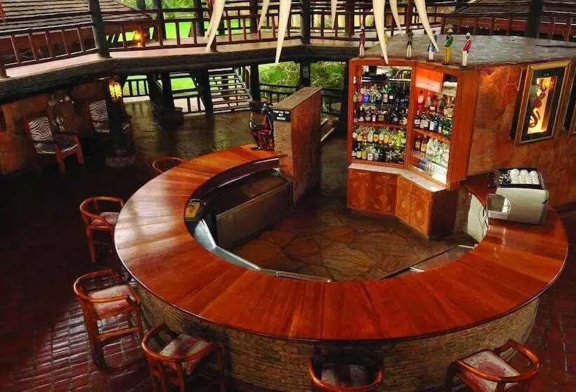 هتل Ol Tukai Lodge Amboseli