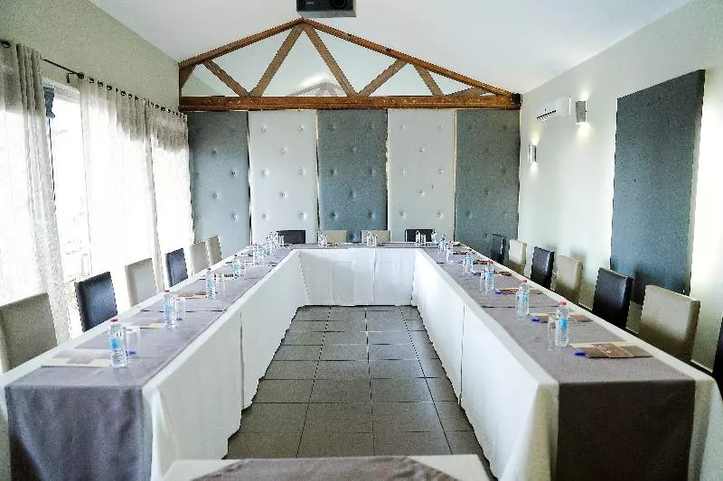 هتل Relais Des Plateaux & Spa– Ivato International Airport