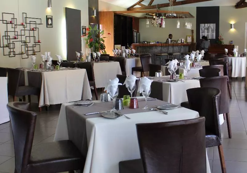 هتل Relais Des Plateaux & Spa– Ivato International Airport