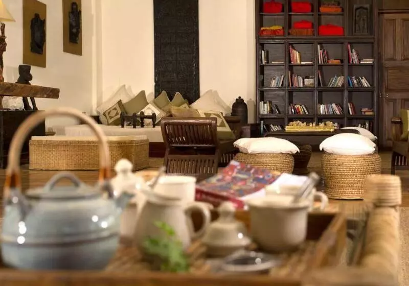 هتل The Dwarika S Resort