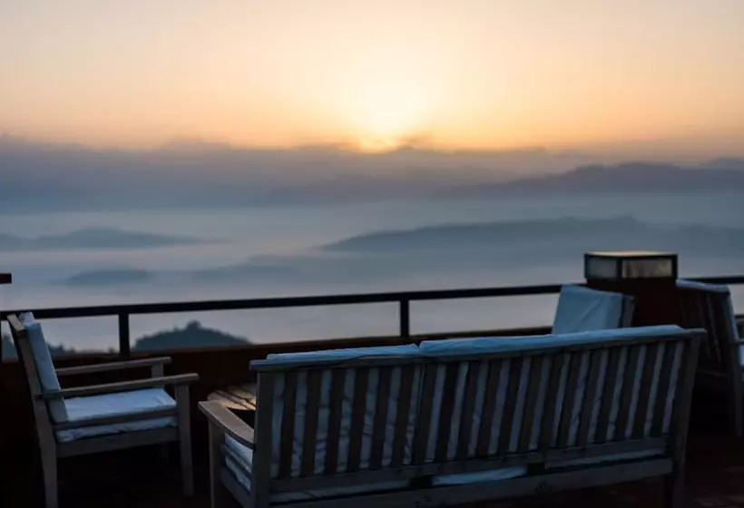 هتل The Dwarika S Resort