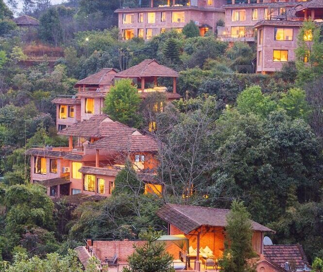 هتل The Dwarika S Resort