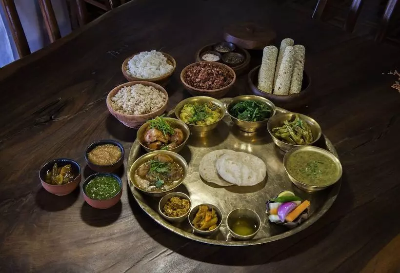 هتل The Dwarika S Resort