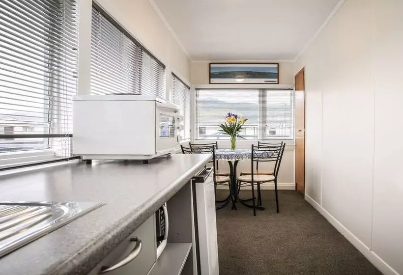 Hotel Trafalgar Lodge