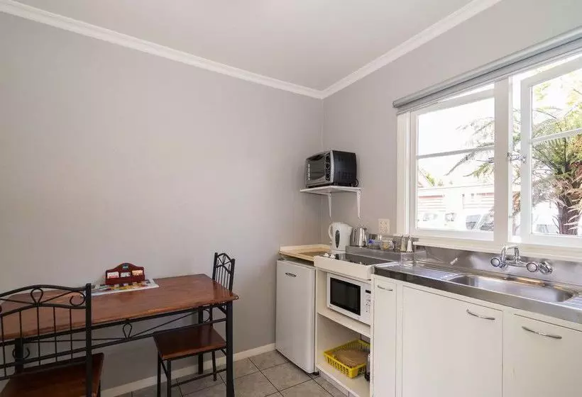 Hotel Trafalgar Lodge