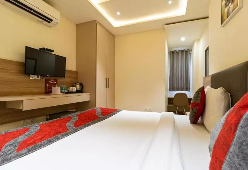 Hotel Tripple Tree   Karol Bagh