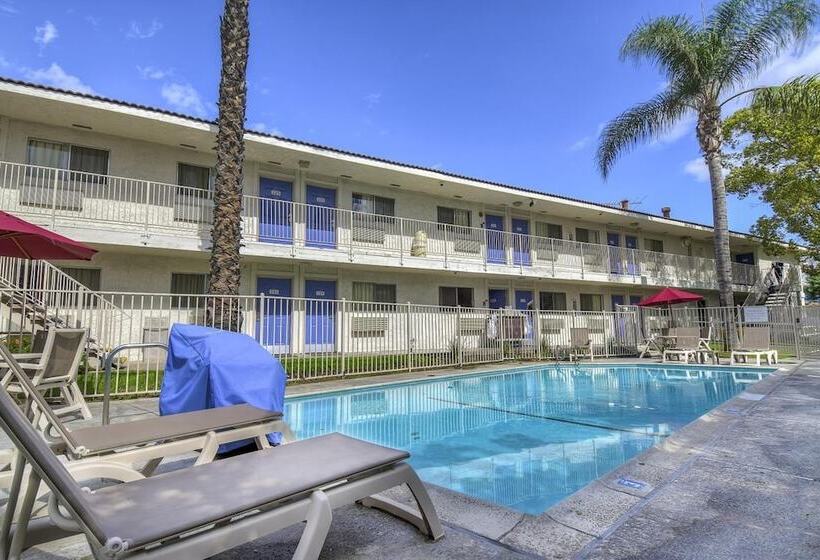 Motel 6 Chino, Ca Los Angeles Area