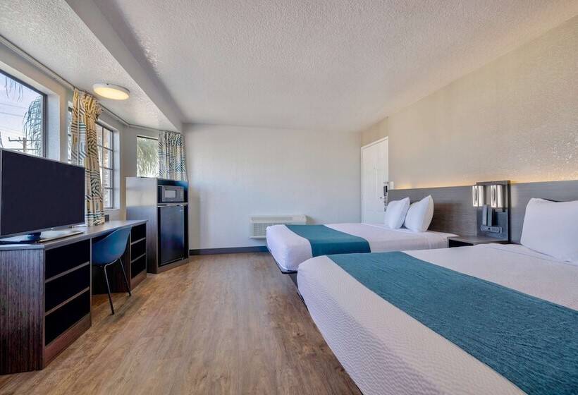 Motel 6anaheim, Ca Fullerton East