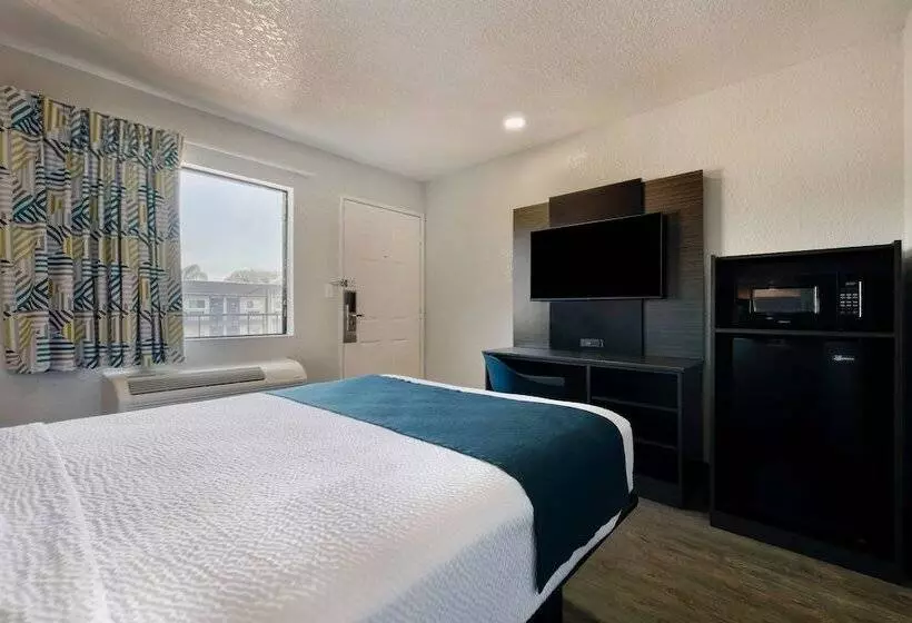 Motel 6anaheim, Ca Fullerton East