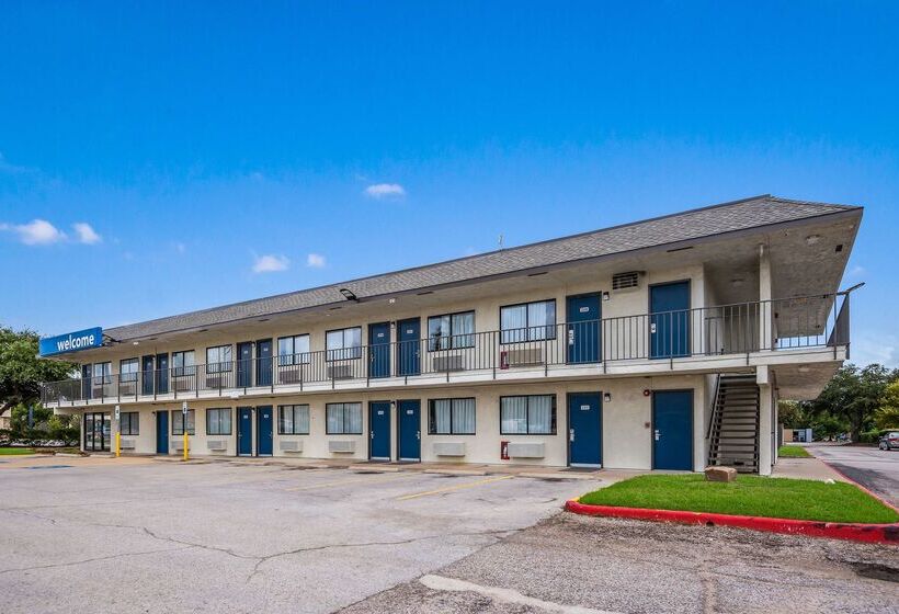 Motel 6college Station, Tx Bryan