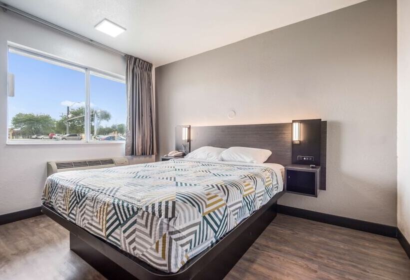 Motel 6college Station, Tx Bryan