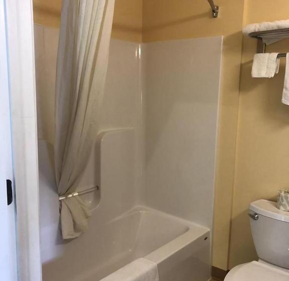 فندق على الطريق Budget Inn Williamsport