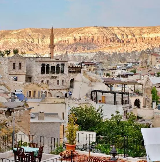 پانسیون Grand Cave Suites