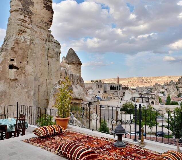 پانسیون Grand Cave Suites