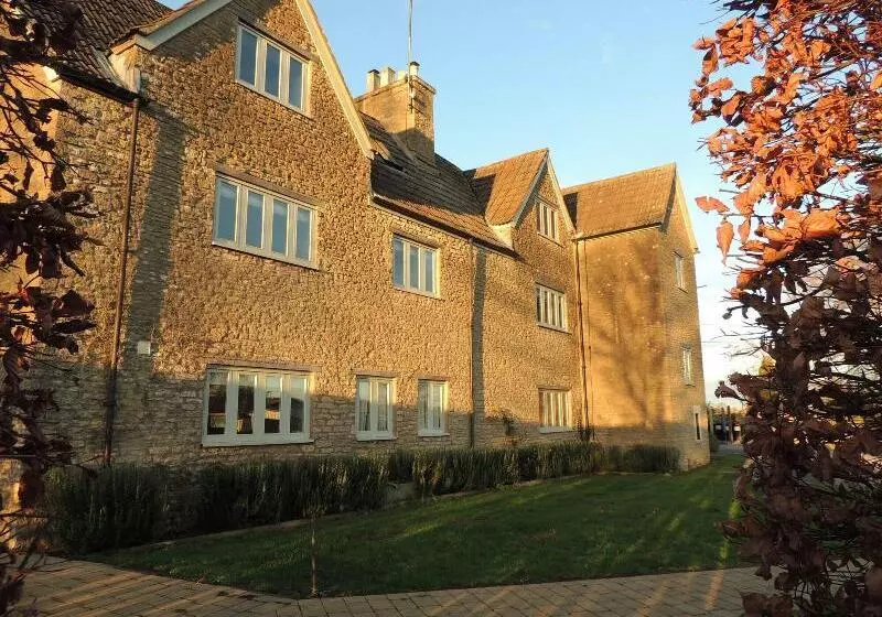 פנסיון The Lighthouse