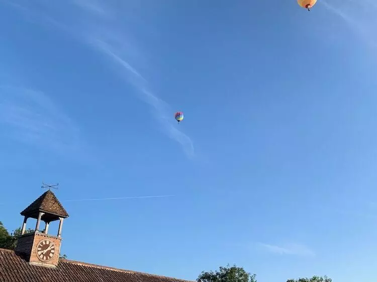 פנסיון The Lighthouse