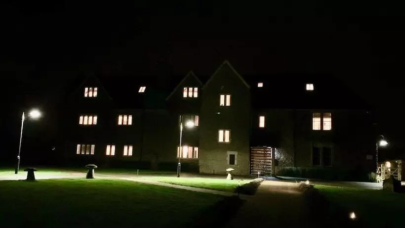 פנסיון The Lighthouse