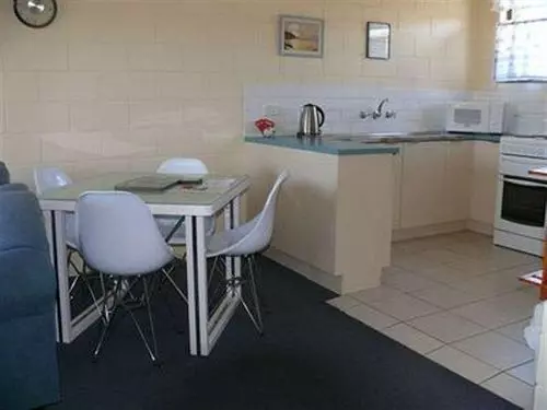 Sandpiper Holiday Units. Merimbula