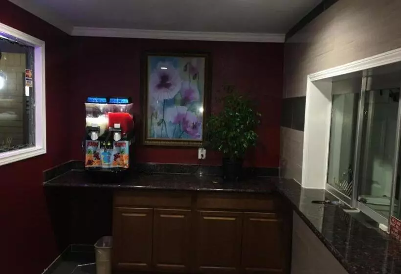 Southmore Boulevard Motel