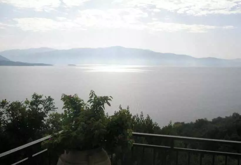 Villa Magemenou