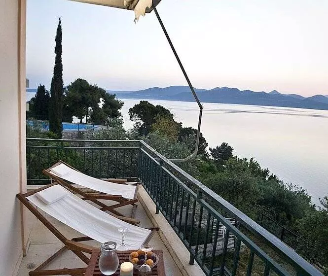 Villa Magemenou