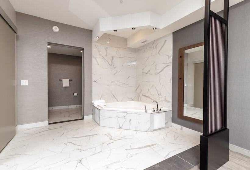 هتل Hyatt Place Toronto Brampton