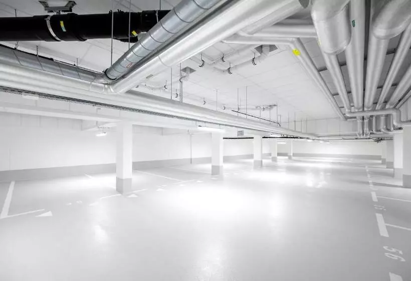 Staycity Aparthotels Frankfurt Airport