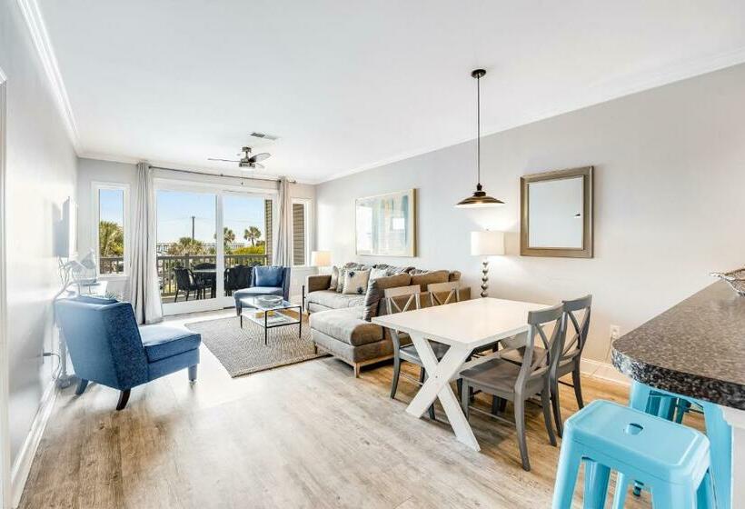 酒店 114 West Arctic