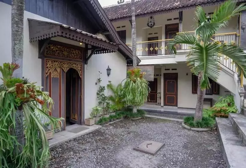 ホテル Cakra Homestay Solo Mitra Reddoorz