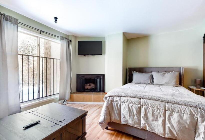 هتل Elkhorn Angani 54