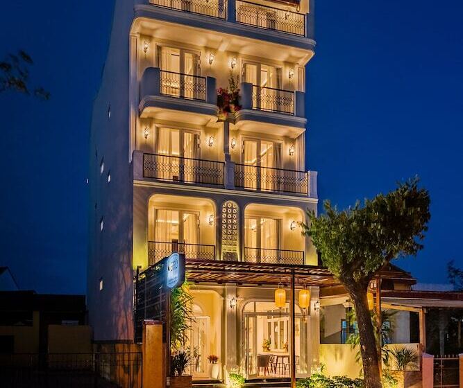 هتل Hoi An Merrily De Art