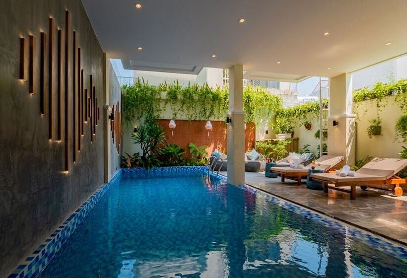 هتل Hoi An Merrily De Art