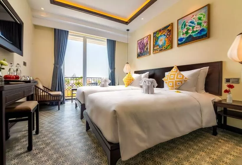 هتل Hoi An Merrily De Art