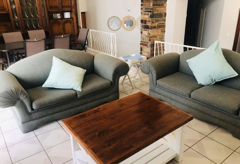 هتل Selati At Sea