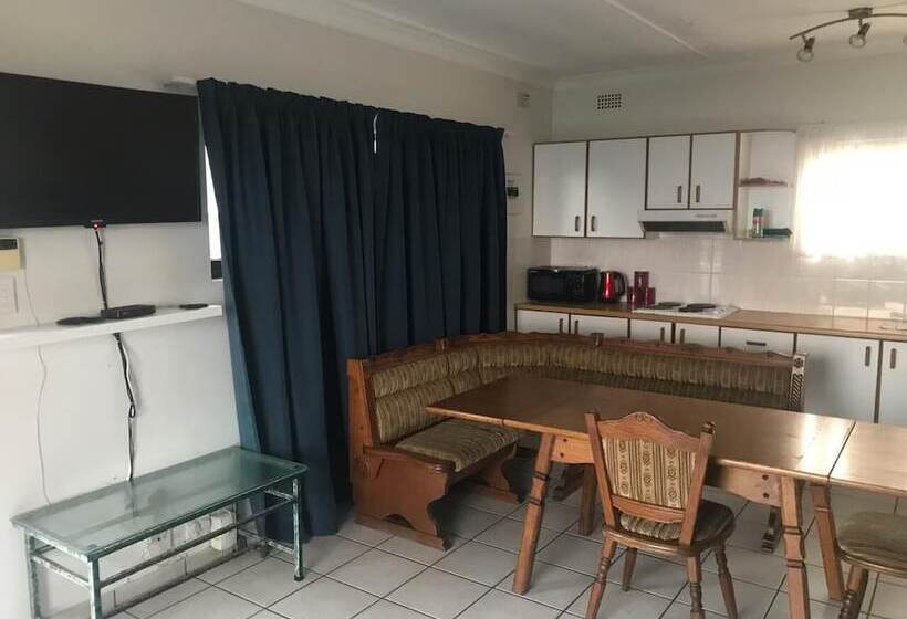 هتل Selati At Sea