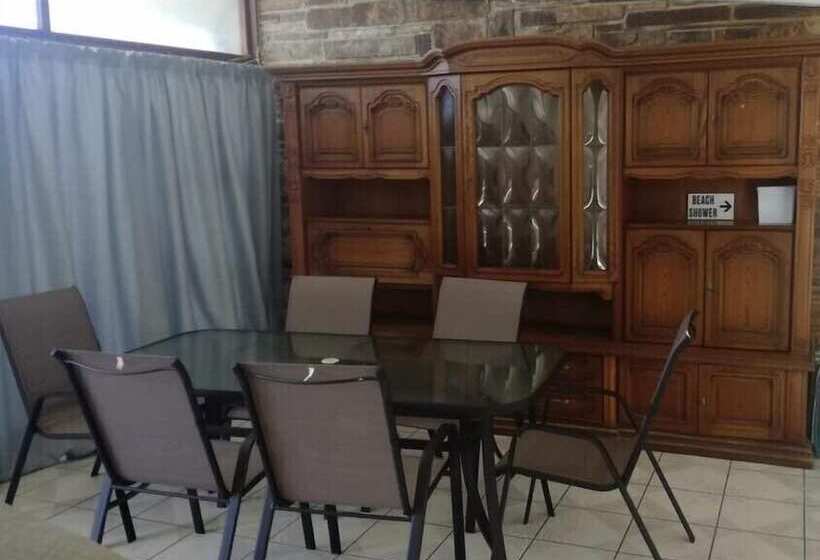 هتل Selati At Sea