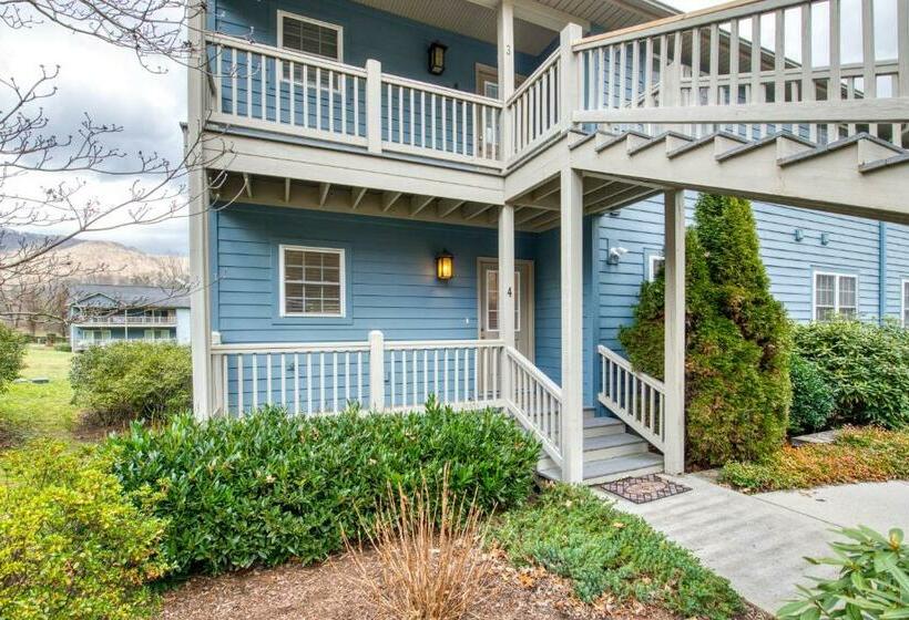 فندق Serenity By The Lake