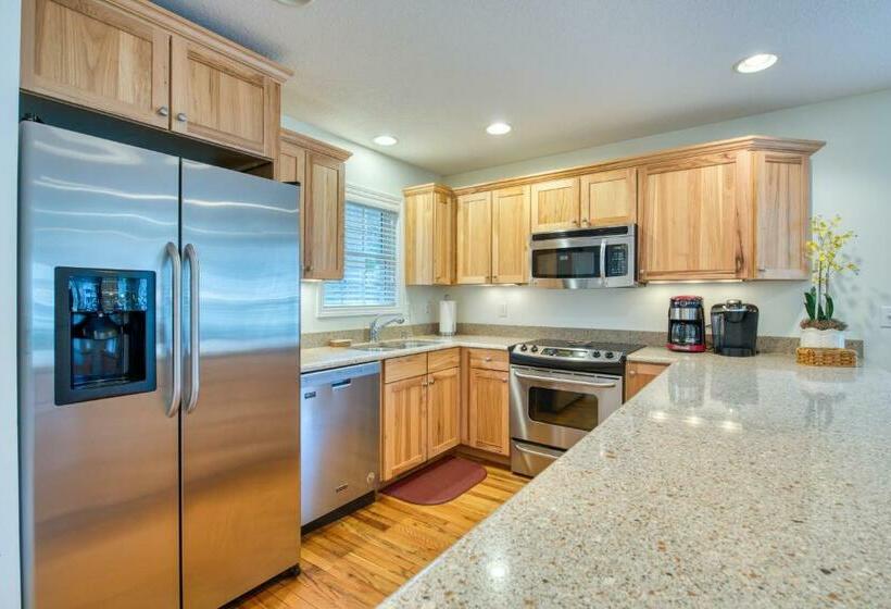 فندق Serenity By The Lake