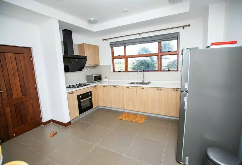 هتل Sultan Palace Kikambala