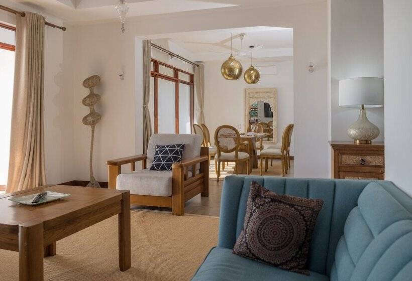 هتل Sultan Palace Kikambala