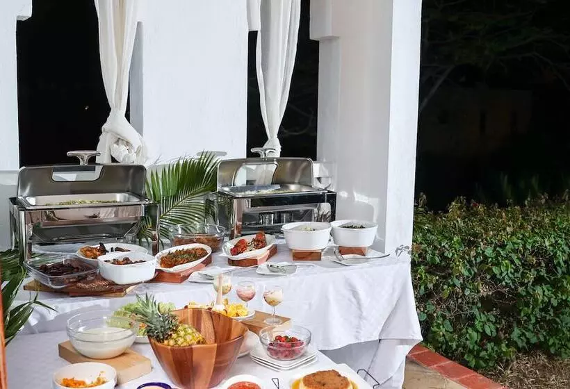 هتل Sultan Palace Kikambala