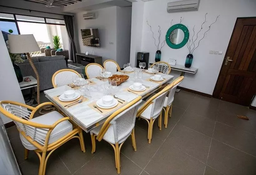 هتل Sultan Palace Kikambala