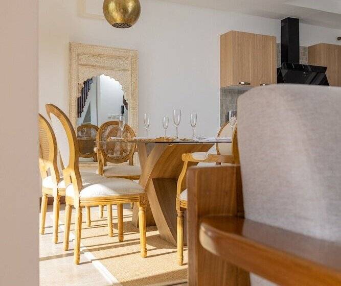 هتل Sultan Palace Kikambala