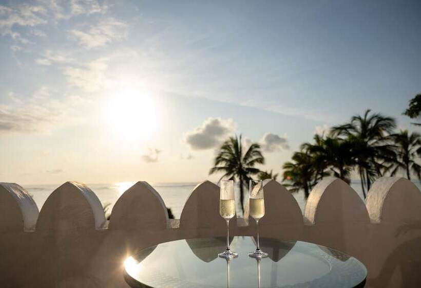 هتل Sultan Palace Kikambala