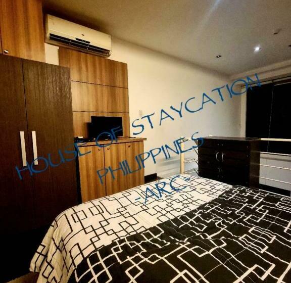 Gramercy Residences Studio With Balcony Near Airport