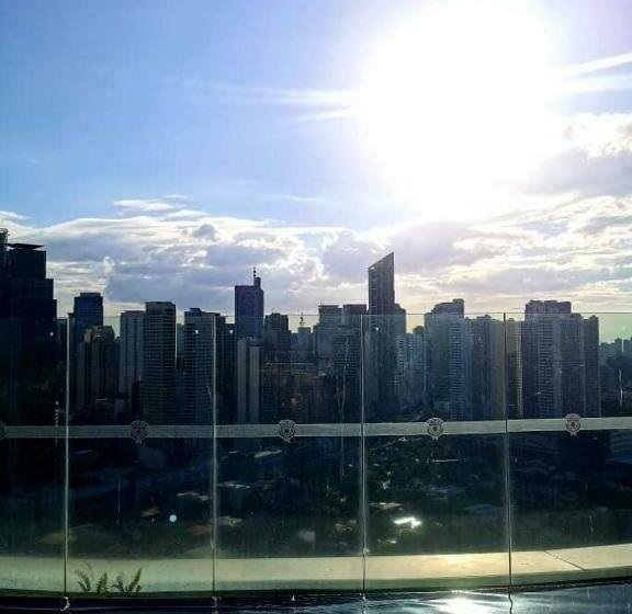 Gramercy Residences Studio With Balcony Near Airport