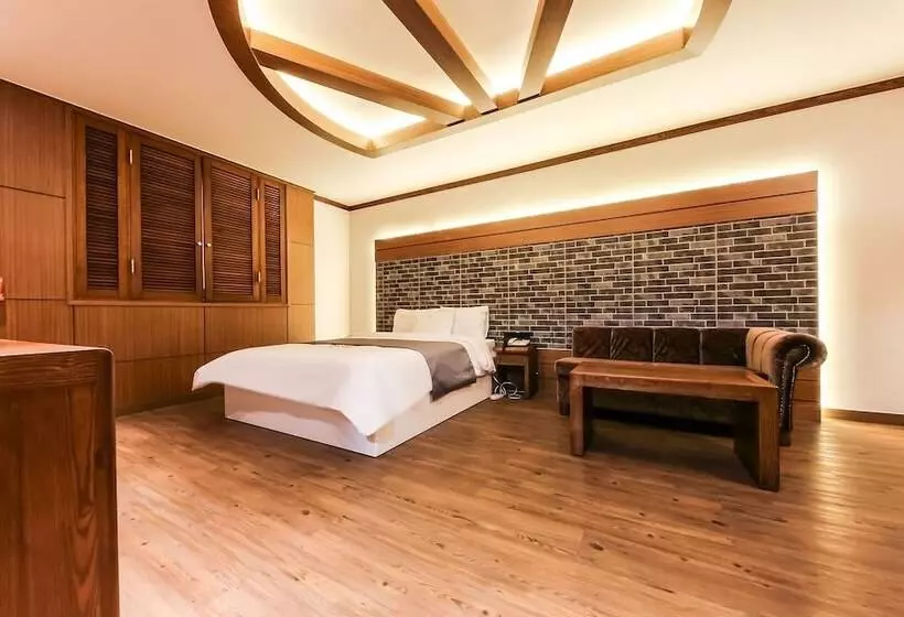 Gyeryong Hotel Venus