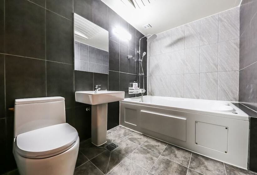 Gyeryong Hotel Venus