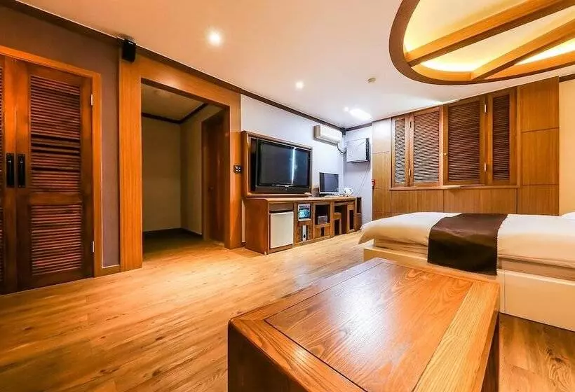 Gyeryong Hotel Venus